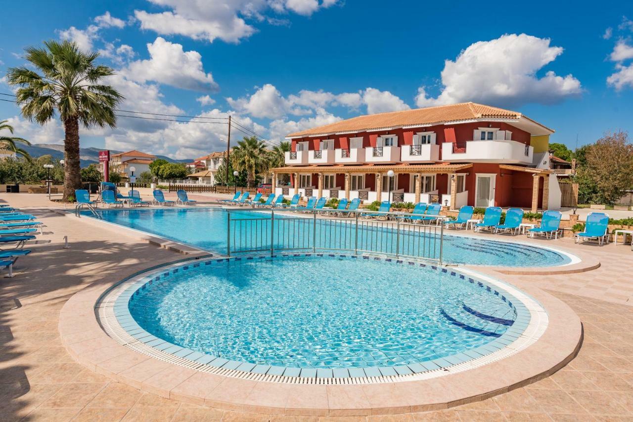 Yakinthos Hotel ลากานาส ภายนอก รูปภาพ